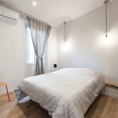 Appartement F2 Balcon A 1minute De La *